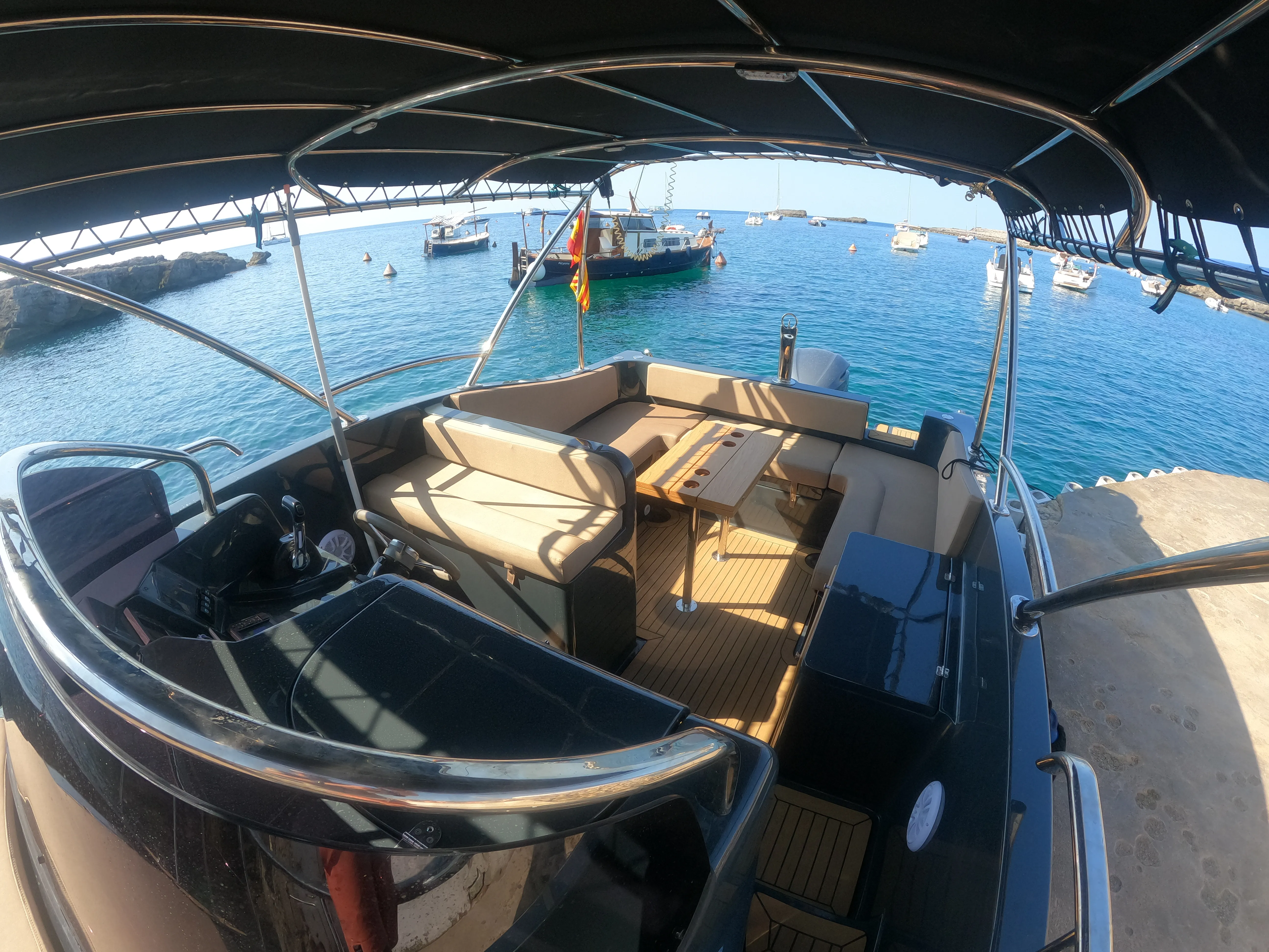 excursion-en-barco-menorca-Moonday 850 12
