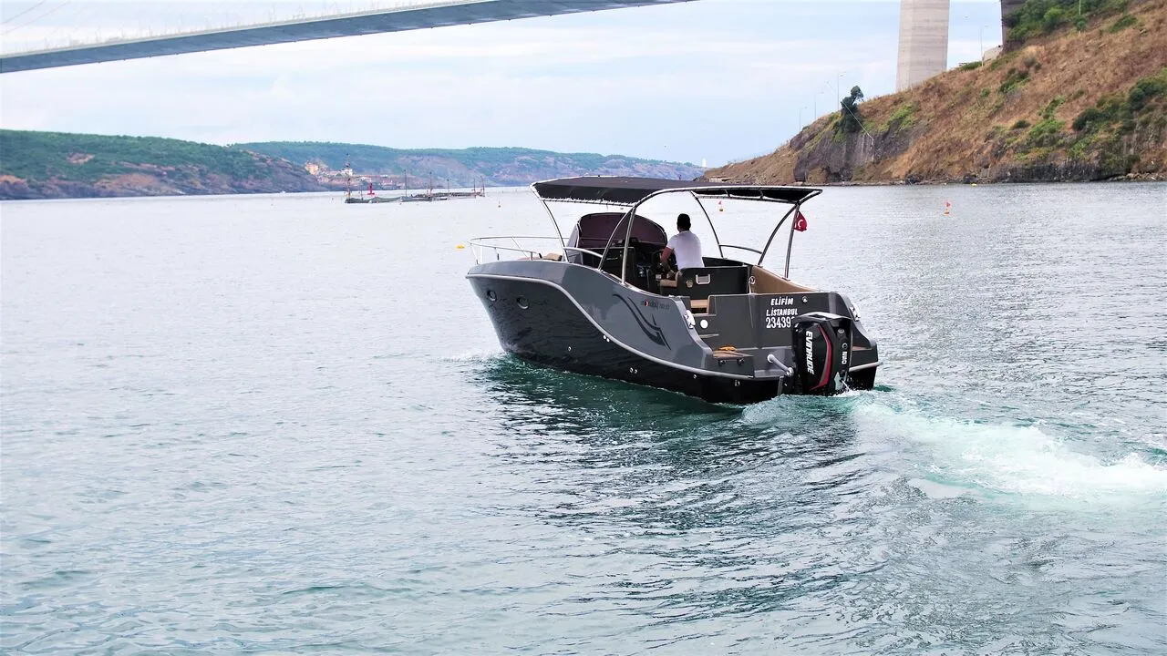 excursion-en-barco-menorca-Moonday 850 2